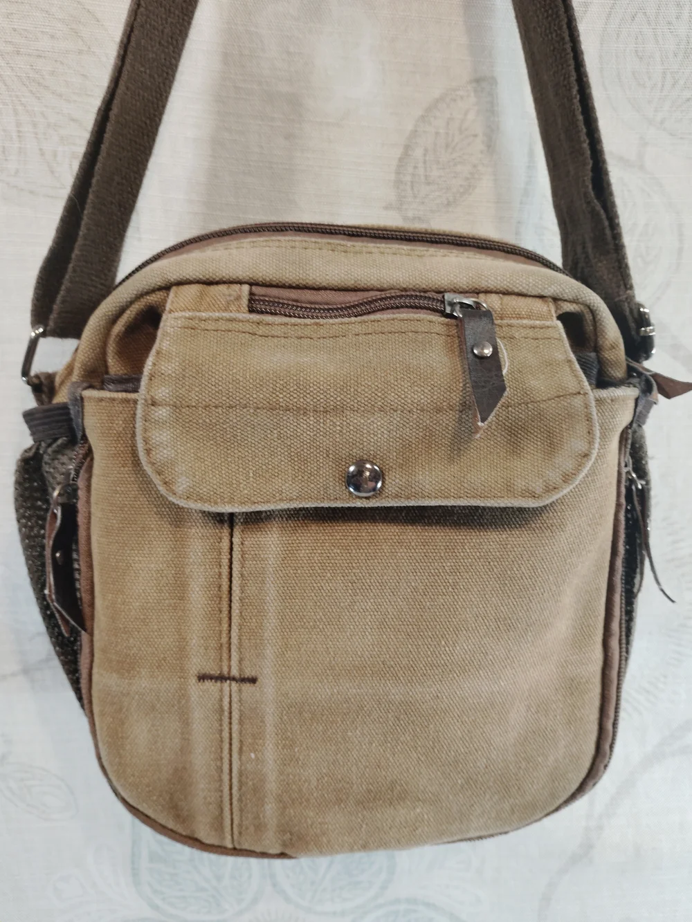 Casual Compact Brown Canvas Messenger/Crossbody Bag